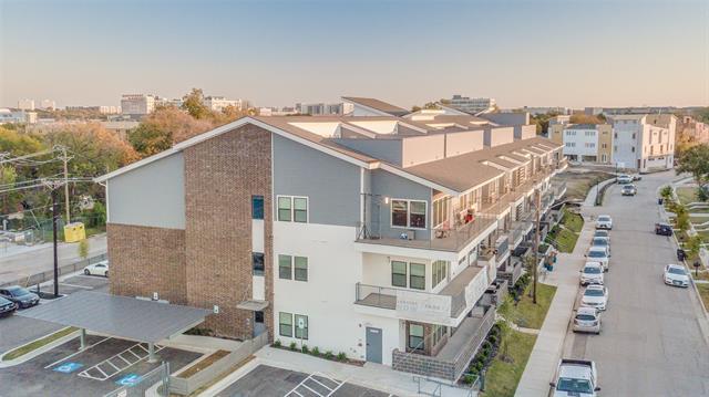 Building Photo - 209 Wimberly St Unit 2-106