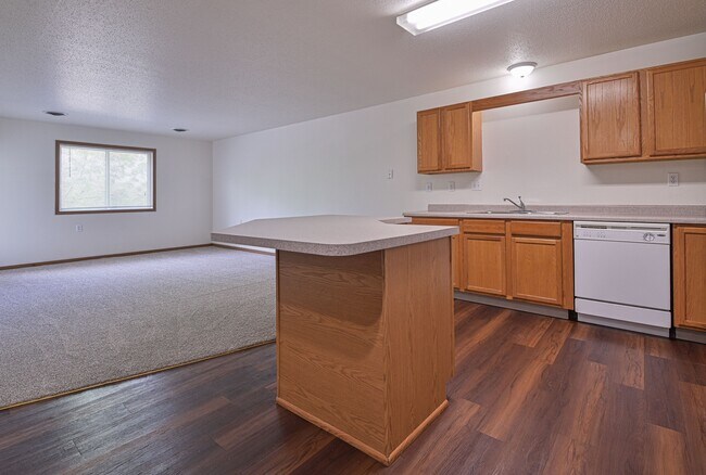 West Ridge Apartments