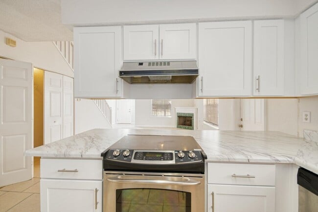 Photo - 3464 Daylily Ln