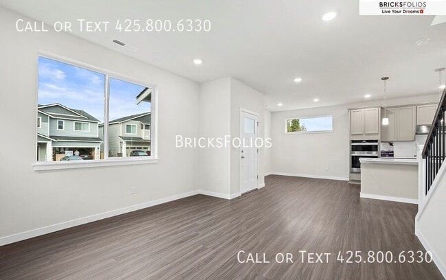 Photo - 5115 86th Ave NE