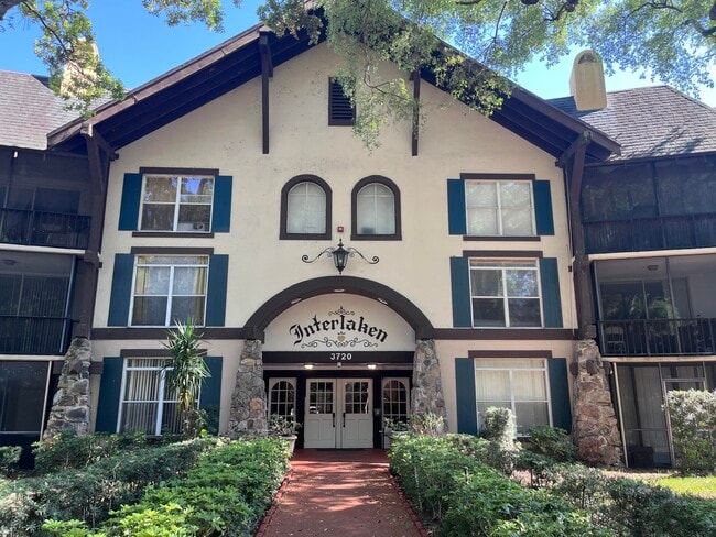 Building Photo - 3720 Inverrary Dr Unit 3y