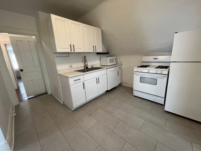 Photo - 229 Amber St Unit 3