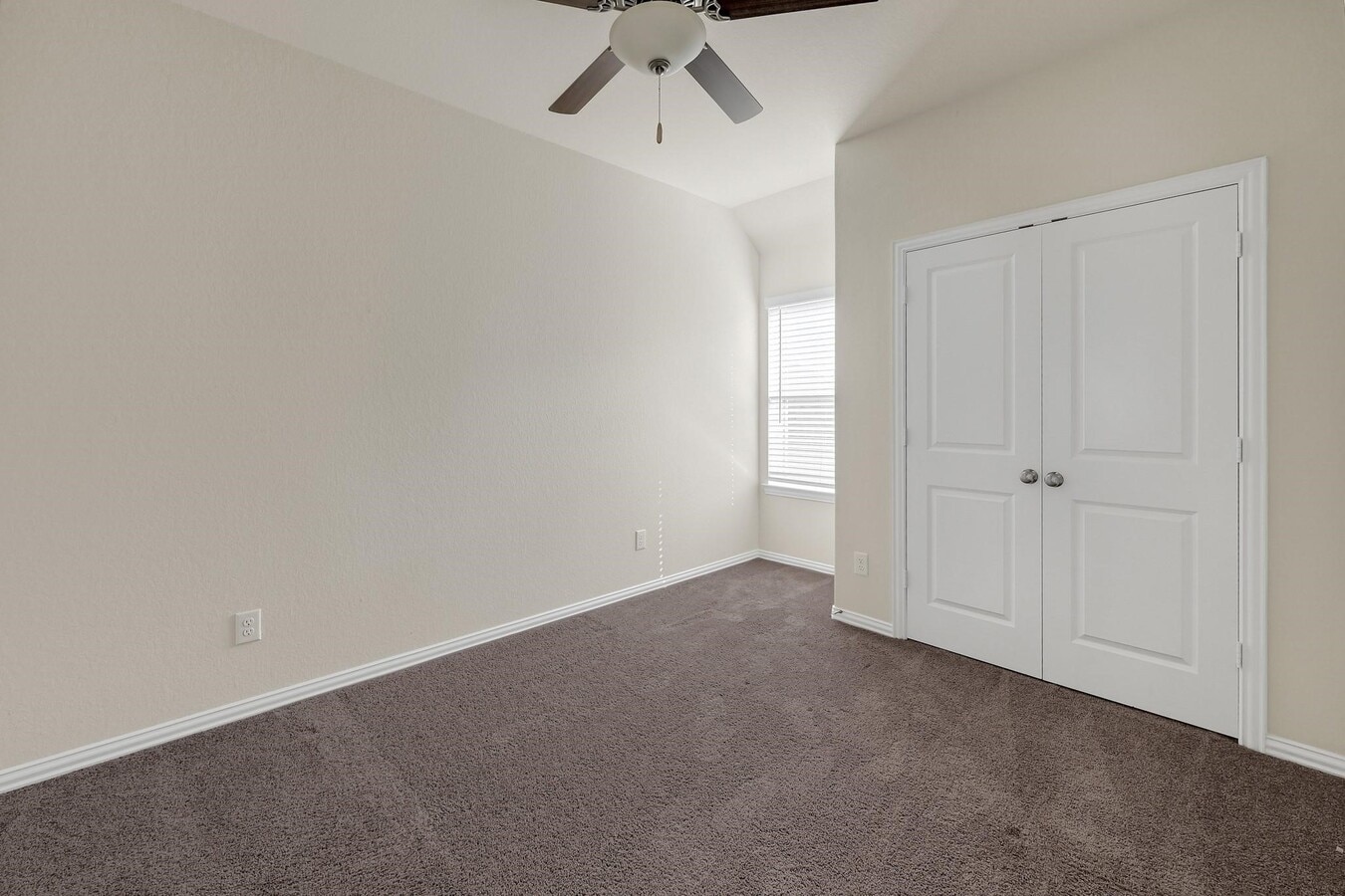 Photo - 2403 Dovetail Park Ln