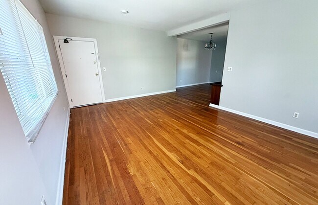 Photo - 353 McAlpin Ave Unit 353-04