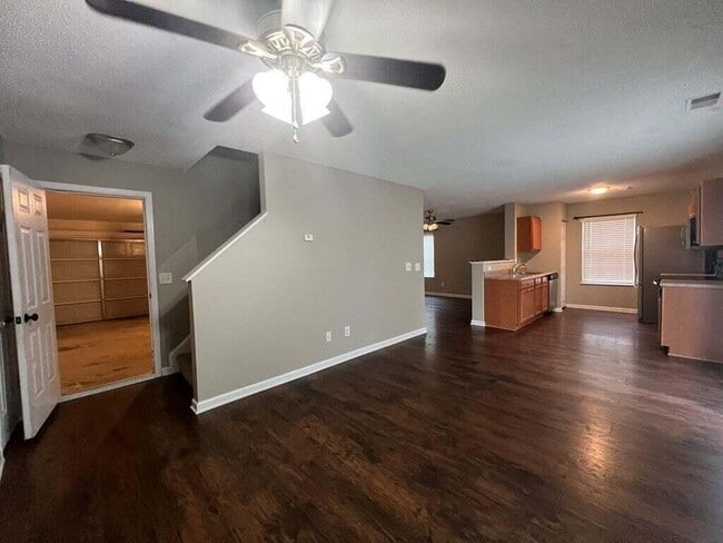 Photo - 1666 Mossberg Dr