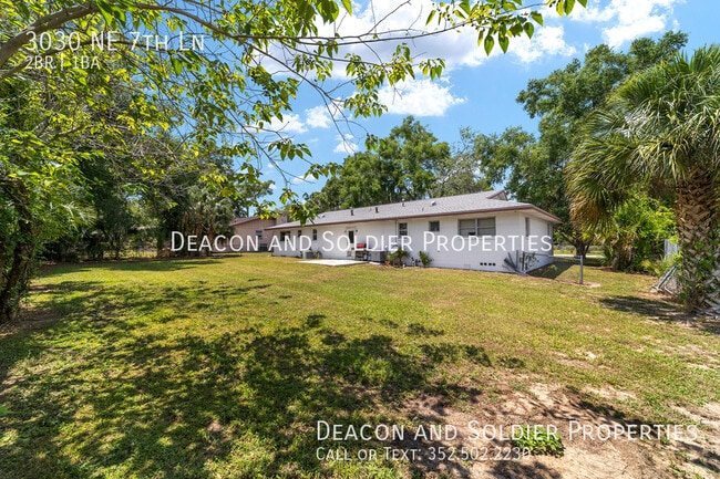 Photo - 3030 NE 7th Ln