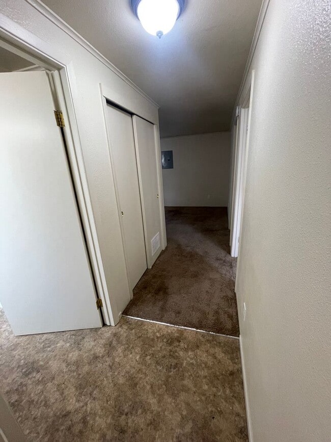 Photo - Do not miss this cozy 2 bedroom Lebanon Apartment! Unit 747.5