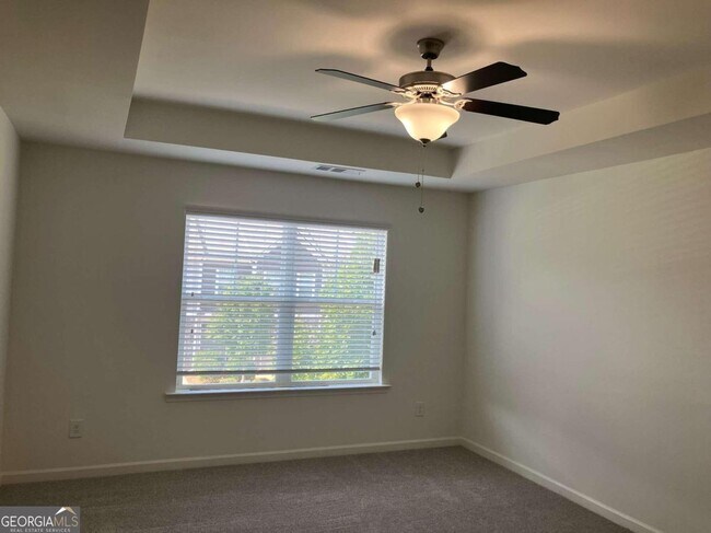 Photo - 5243 Mill Way