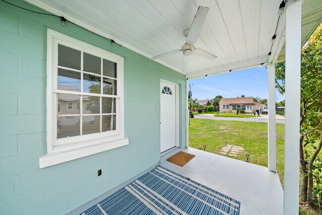 Photo - 1114 McKenzie Ave