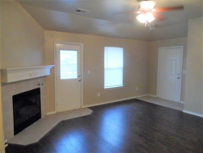 Photo - 4508-10 SE 77th St Unidad 4508 SE 77th