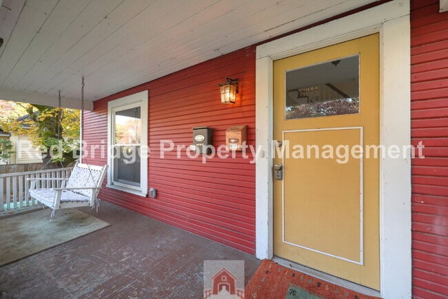 Photo - 1422 SE Marion St Unidad A