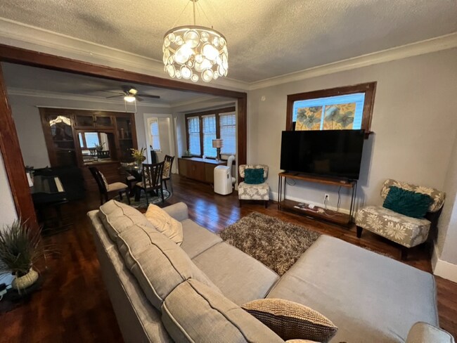 Building Photo - 3138 N 16th St Rental