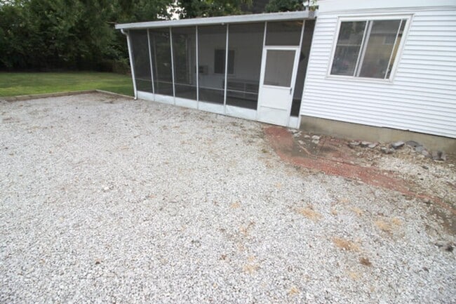 Photo - 183 W Patterson Ave