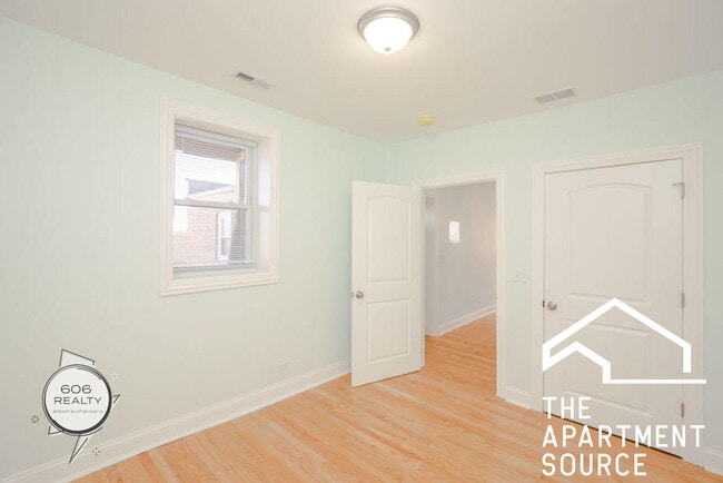 Photo - 4456 W Diversey Ave Unit 2