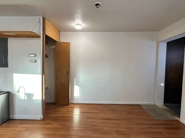 Photo - 729 9th Ave Unit A