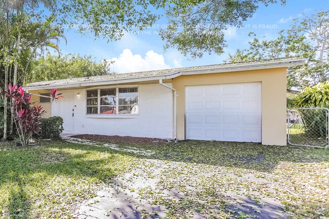 Photo - 5650 SW 54th Ct