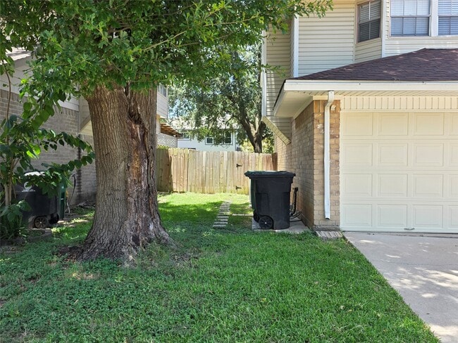 Photo - 12902 Skymeadow Dr
