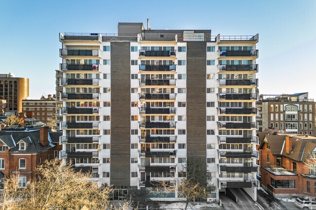 Building Photo - Saguenay Apartments