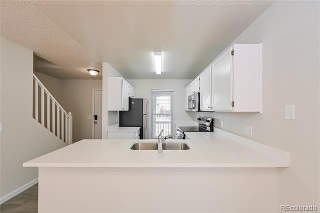 Photo - 9844 Fairwood St