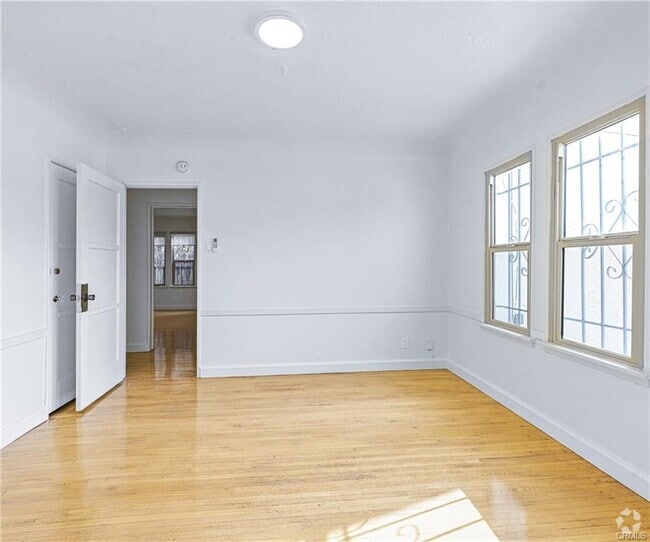 Building Photo - 1119 S Crescent Heights Blvd Rental
