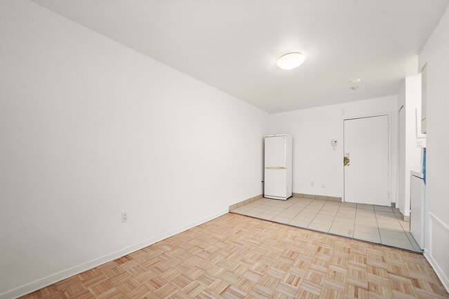 Photo - 1240-1250 du Fort