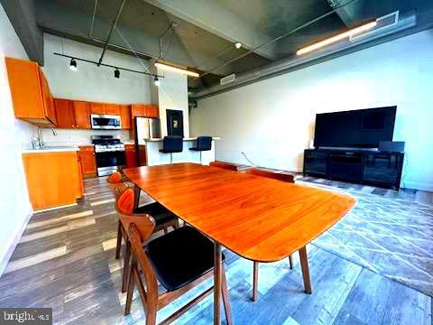 Photo - 511 N Broad St Unit 204