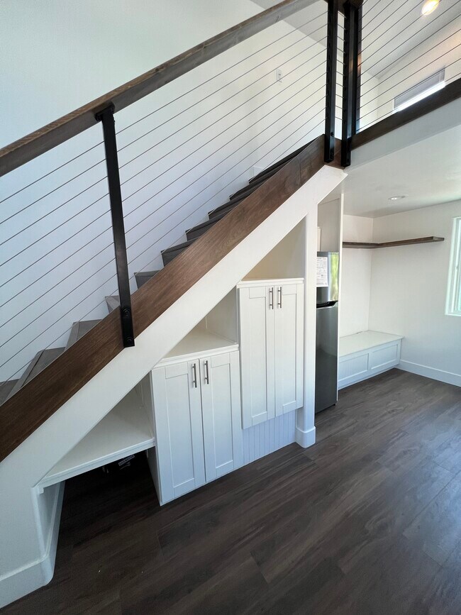 Photo - 4457 Estrella Ave