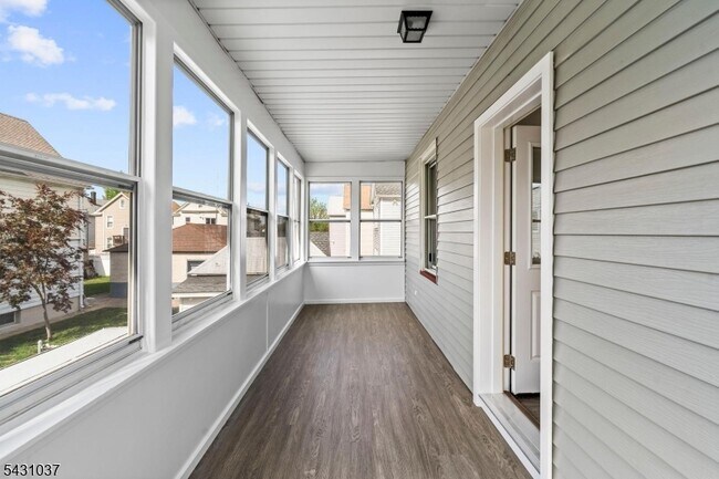 Photo - 59 Locust Ave Unit 2R