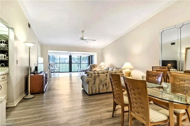 Photo - 120 Foxtail Ct Unidad 120