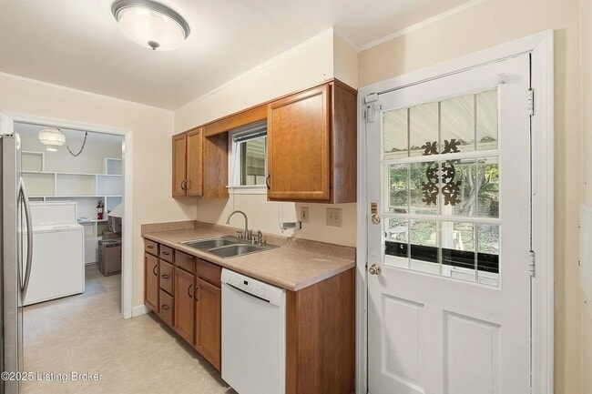 Photo - 415 N Hite Ave