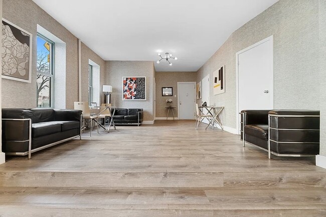 Photo - 239 W 63rd St Unit 1A