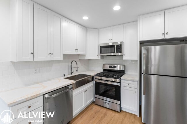 Photo - 16651 Tunstall Ln Unit 2