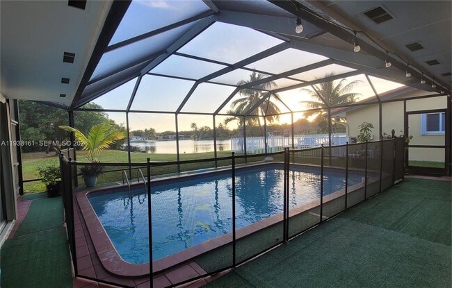 Photo - 8460 Menteith Terrace