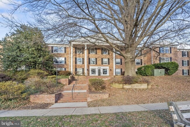 Building Photo - 7640 Tremayne Pl Unit 110