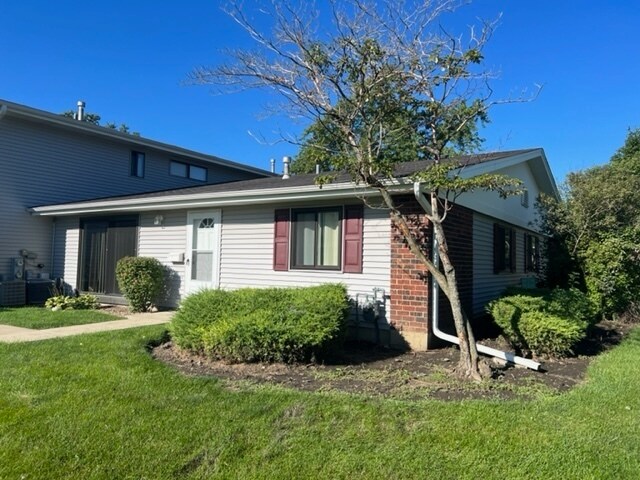 Photo - 1334 Yarmouth Ct Townhome