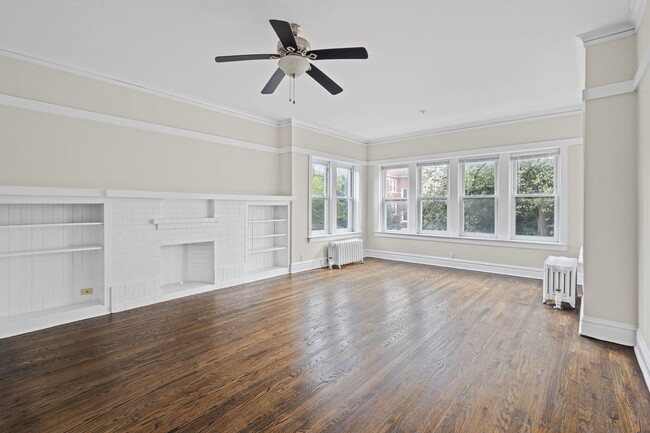 Photo - 2712 W Winnemac Ave