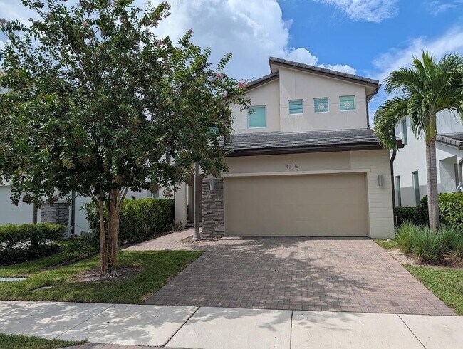 Photo - 4315 Sylvester Palm Dr