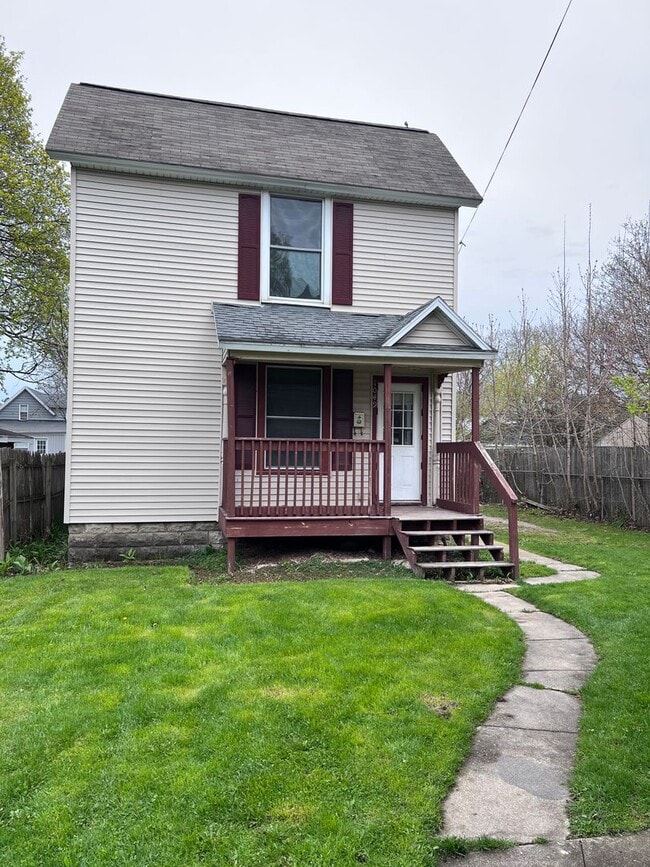 Building Photo - 1047 Park St SW Rental