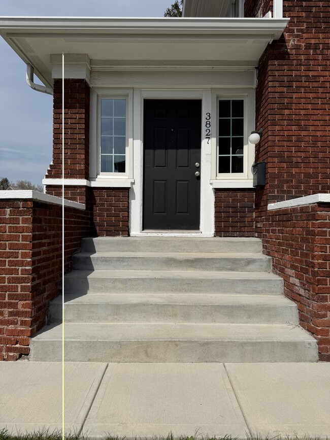 Photo - 3827 Central Ave