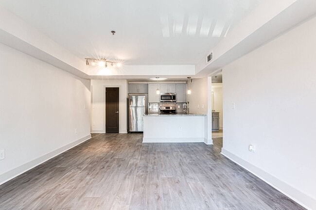 Photo - The Metro Apartments