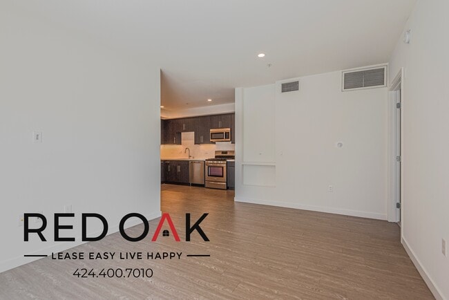 Photo - 11405 Chandler Blvd Unit 401