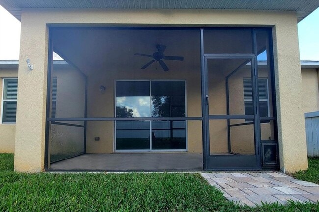 Photo - 412 Summerlyn Dr