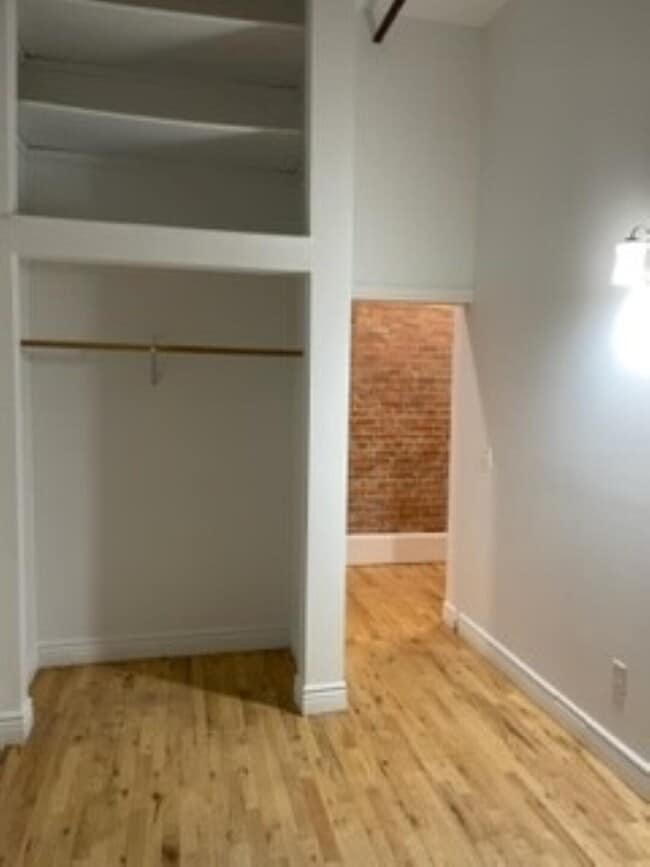 Photo - 208 W Michigan Ave Unidad 2J