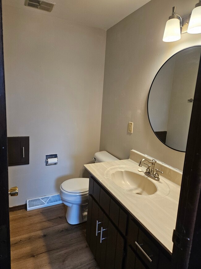 Photo - 3532 E River Dr
