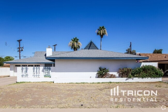 Building Photo - 7730 N 33rd Dr Rental