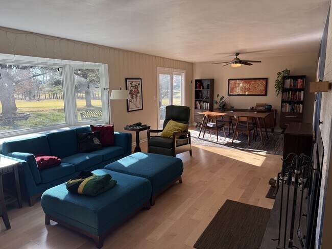 Photo - 18 Cricklewood Cir