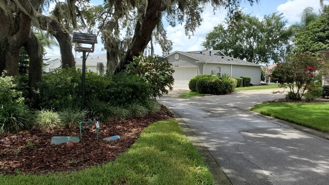 Building Photo - 951 Forest Breeze Path Rental