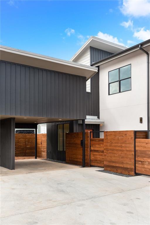 Building Photo - 4402 Mt Vernon Dr Unit A