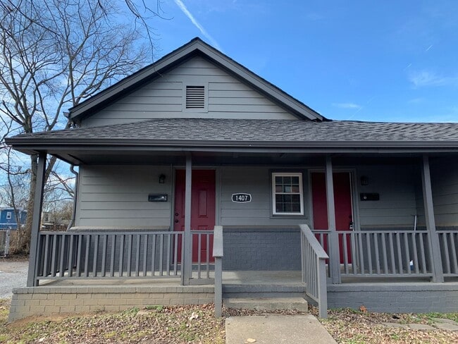 Building Photo - 1407 Dr DB Todd Jr Blvd Unit 1407 DB Todd Blvd - A Rental