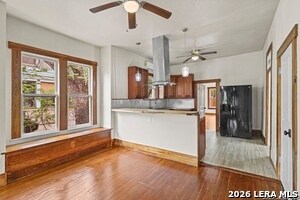Photo - 235 Cornell Ave
